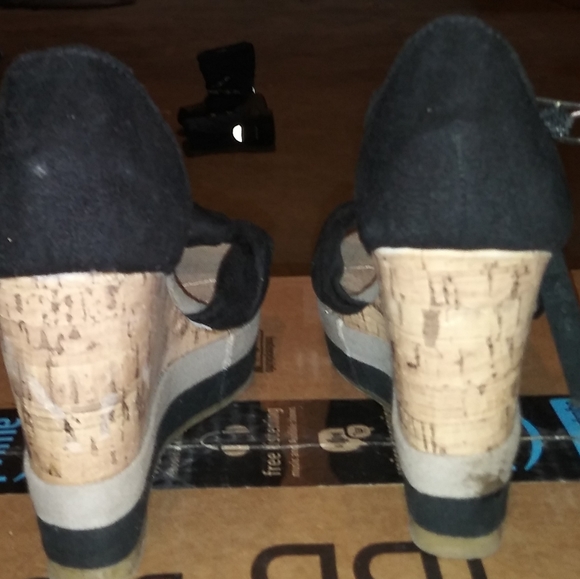 Wedges - Picture 2 of 5